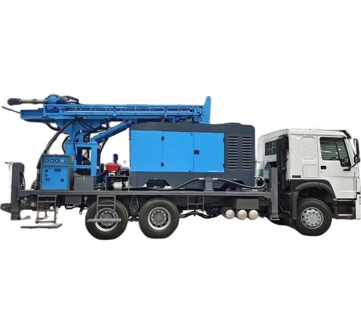Hidrolik üç tekerlekli su kuyusu delme teçhizatı Cummins 170 HP yük aracının motoru ile 400m derinlik