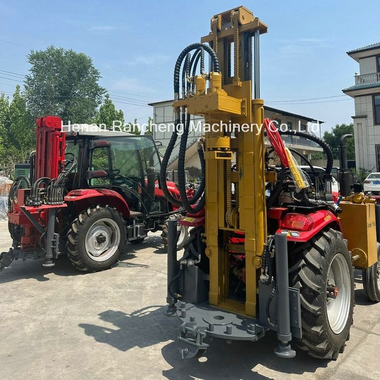 200 metre derinliğe su kuyusu sondajı yapan traktörlü matkap makinesi