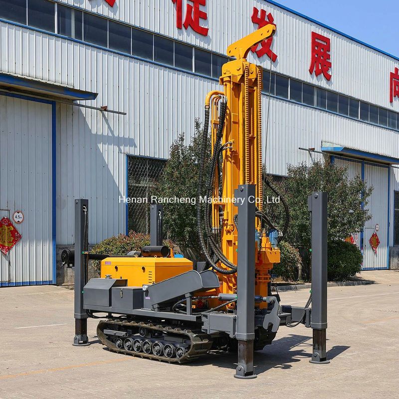 Yüksek Hidrolik Destek Bacakları 350m Crawler Borehole 91KW Motorlu Su Kuyu Kuyu Kuyruklama Rig
