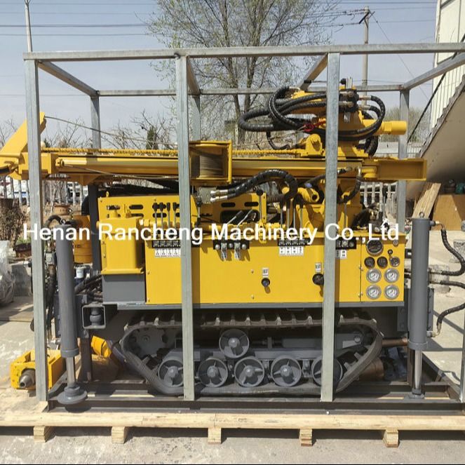 Güçlü 77.3KW Yuchai dizel motoru ile donatılmış sondaj makinesi 45-65r/min dönme hızı