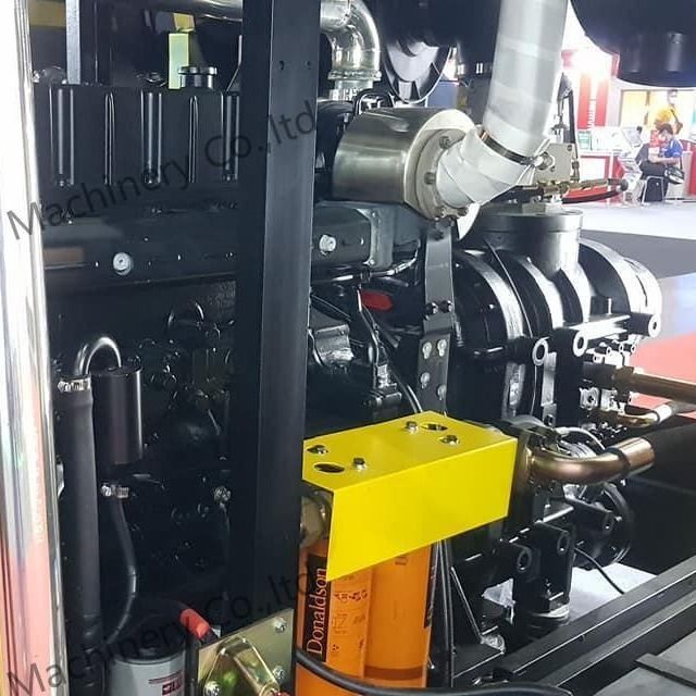 Kapasite 1107CFM Basınç 25bar Dizel Motor Vuruşlu Kompresörler Taşınabilir Hava Kompresörleri