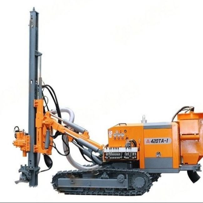 Açık Ocak Madenciliği İçin Hidrolik Yüzey Delme (DTH) Sondaj Makinesi