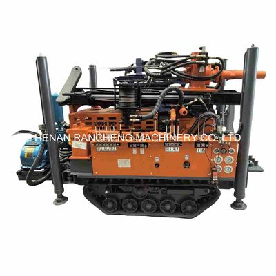 Güçlü 180 metrelik Mini Crawler Su Kuyu Kuyuları Kuyrukçuluğu için 77.3KW YuChai Motoru